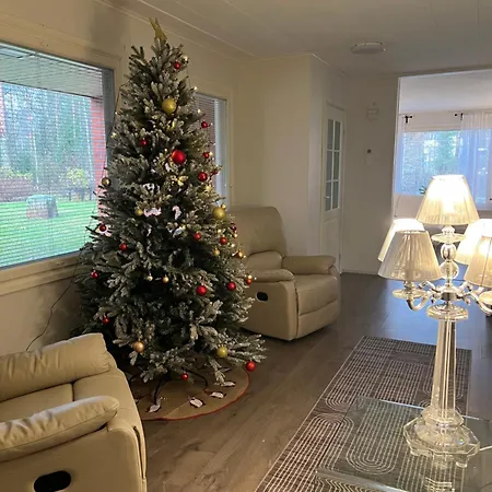 Gorgeous, Luxury Karpalo, Quiet Location! Rovaniemi