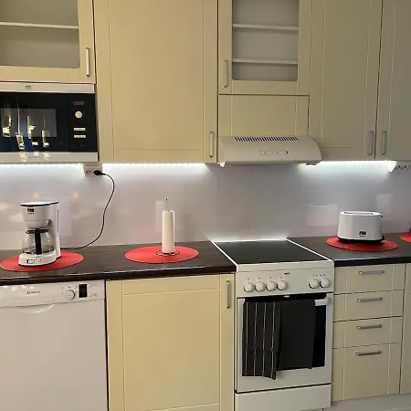 Gorgeous, Luxury Karpalo, Quiet Location! Apartament *