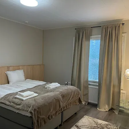 Gorgeous, Luxury Karpalo, Quiet Location! * Rovaniemi